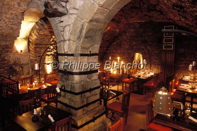 tchequie  25.JPG - Cave amenagée en restaurantPilsen (Plzen)BohêmeRépublique tchèque